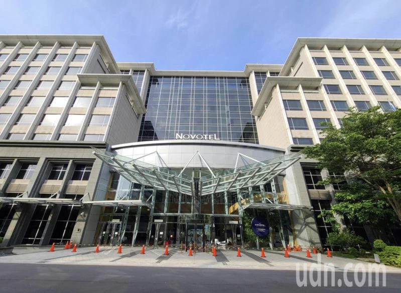 疫情連環爆…不只旅館訂房受影響 遊覽車也出現退訂潮