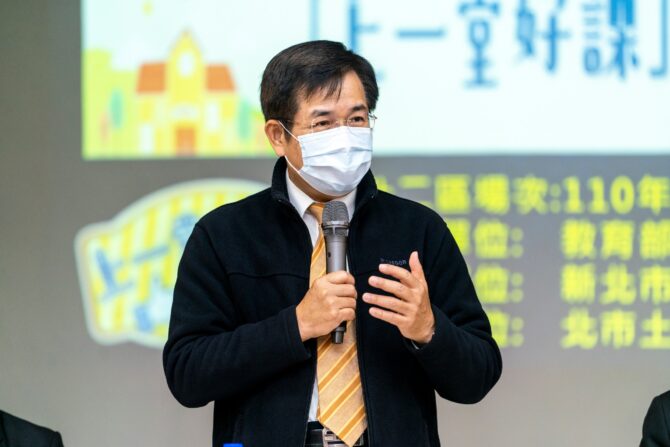 廢除早自習！高中生可延後到校　教育部長：9月可望實施