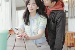 情侶合照放閃！「修圖bug」被抓包　舒子晨幽默認網笑翻