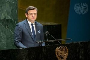 俄羅斯全面入侵！烏克蘭外長疾呼「世界必須立刻採取行動」　