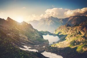 登陸台灣兩年，疫情期間成為飲酒新時尚，『高加索酒櫃』做對了什麼？