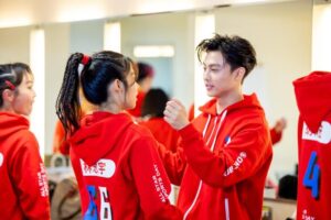 王子曬宇宙合照「一語雙關」來電了　網嗨翻敲碗：原地交往吧！