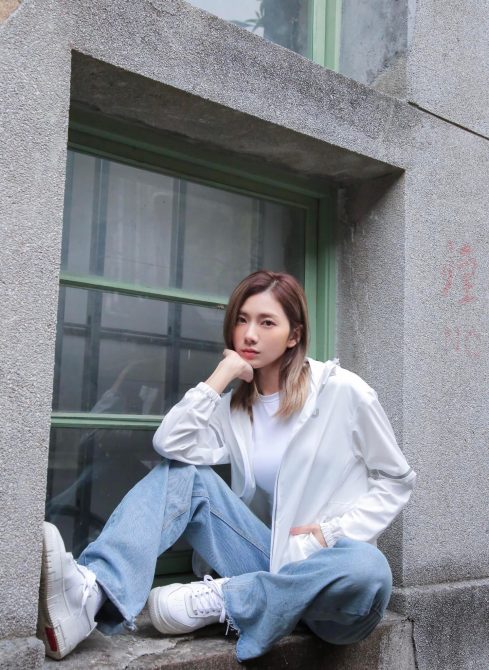 豆花妹14年前青澀打工照被起底　粉絲讚：根本沒變