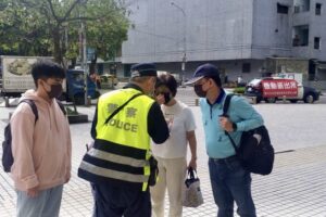 防疫五撇步  疫情升溫保大機動派出所強化宣導