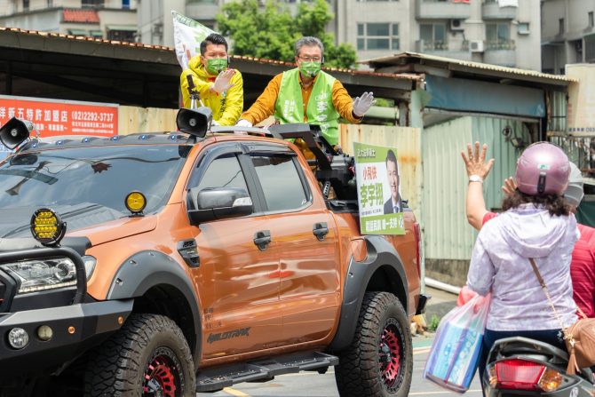 跨界相挺！金鐘歌王楊烈、資深媒體人張宇韶接連推薦新北五泰林  李宇翔