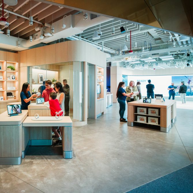 Meta 於舊金山設立實體「虛擬視覺體驗店」 帶領客戶進入 Metaverse