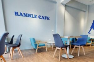 北歐漫步藍逆風成長  圓一個創業加盟夢