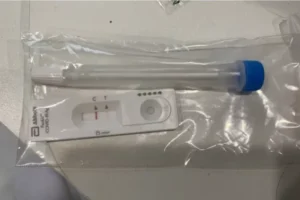 快篩1條「睡醒變2條」　醫提醒：時間過了就沒效！