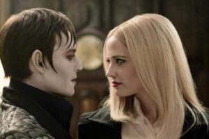 好萊塢女星陸續表態支持，龐德女郎伊娃葛林曬合照挺戴普