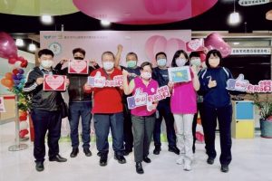 防疫不缺席！保安警察大隊變身助抗疫　支援疫調揪甘心