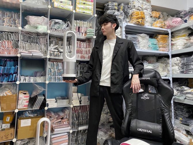 市場拖鞋小攤商打造電商帝國！他不到30歲月入百萬　分享關鍵：做就對了！