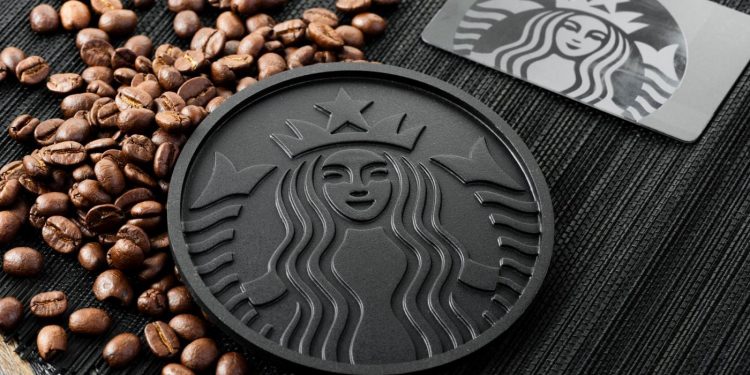 Web3.0社群時代開啟！星巴克宣布打造數位第三空間 推出NFT連結用戶