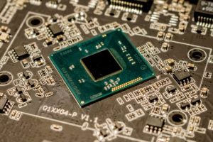 資策會：2022全球半導體市場規模6135億美元、成長10.4%  台灣半導體成長率17.5%產值達4.36兆元