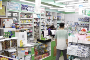 第三輪快篩實名制7/1上路　民眾可持健保卡購買