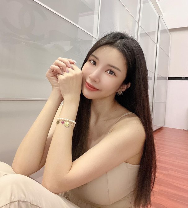 國光女神確診「7症狀」　喉嚨痛如刀割：報平安的力氣都沒有…