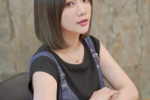 36歲玉兔剪掉招牌瀏海　少女新造型網驚：看不出來！