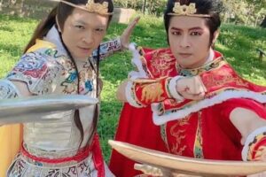 《戲說台灣》拍攝爆意外！演員高台跳下重摔　腳骨斷裂急送醫