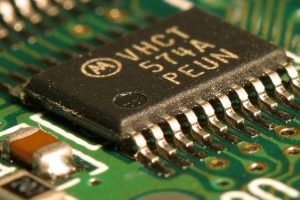 集邦：2022年Q1全球前十大IC設計營收達394.3億美元，年增44%