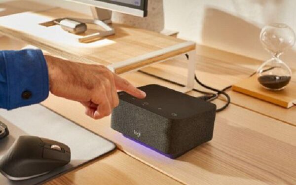 打造高效居家辦公新體驗　Logitech 推出 Logi Dock 全功能擴充底座