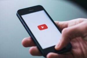Web3區塊鏈平台與FB、YT、IG社群平台的差異