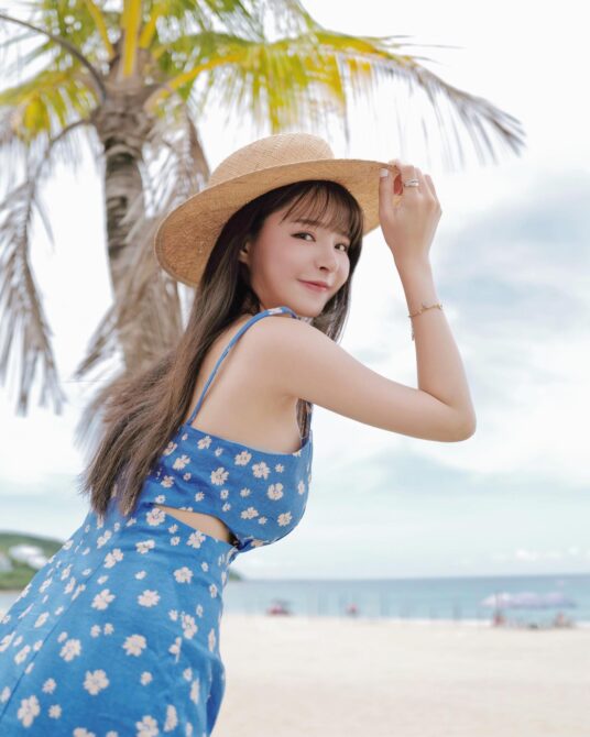 元元「人生第一次短髮」！耳下三公分新造型曝光　網友驚：根本洋娃娃