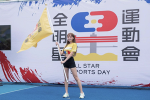 PO辣照狂被酸⋯林襄深夜低潮「找不到開心的理由」　連三篇雞湯文曝心聲