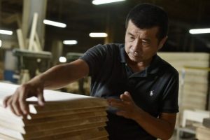 堅持 MIT的無毒原木，只在高仕隆原木傢俱