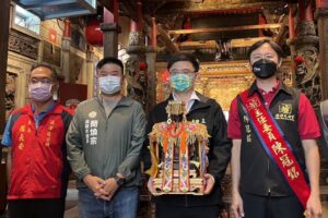 高市第6選區 二位博士對三位碩士  劉家榮努力突破重圍