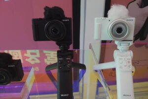 輕巧型 Vlog 相機 Sony ZV-1F 登台隨手輕鬆拍　