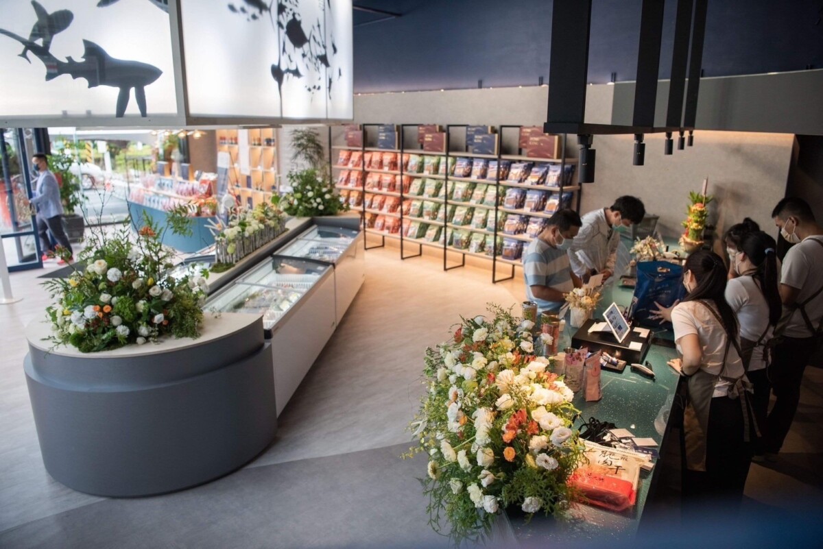 「全台第一家書店式伴手禮店」盛大開幕，與家扶基金會推聯名伴手禮