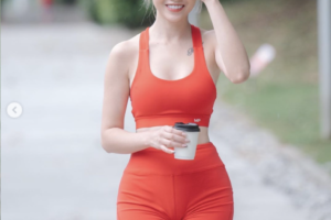 高速公路車禍「車頭撞爛」　大馬女神先拍網美照報平安