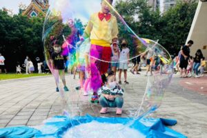 假日歡樂魔法泡泡樂園　全家親子同樂超開心