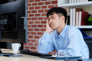 白天嗜睡、淺眠多夢？可能是睡覺時「呼吸暫停」 嚴重恐導致心衰竭、中風