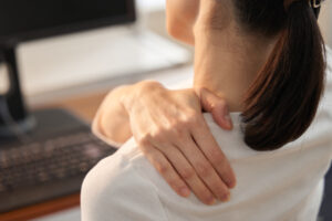 4旬婦「五十肩」疼痛難耐！透過「這治療」2個月內就康復