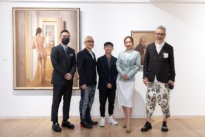 寶吉祥雕刻家江基名贈予作品！「本土劇女神」賴慧如最重要兩位女人