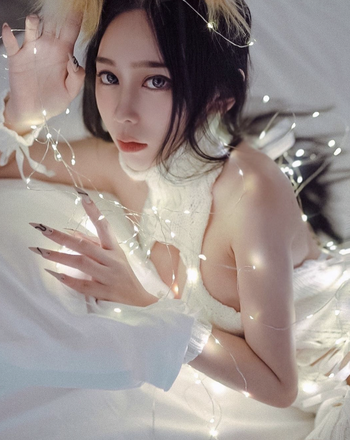 「小魔女寧寧」靠直覺力抓包男友偷吃！打破女巫刻板印象：我們很辣～