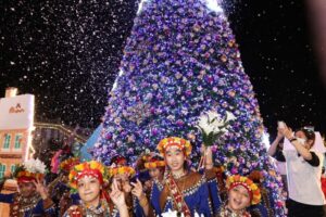 「耶誕有愛‧點亮偏鄉」原住民小學生享下雪樂