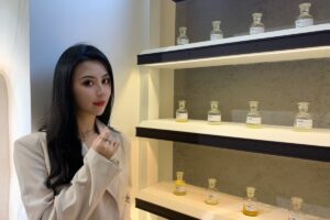 理科正妹推無性別香水，Clarissa Chen用化學元素「Phosphorus:」建構心中香氣世界