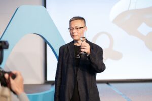 HTC 首款 XR 裝置 VIVE XR Elite 確定二月下旬上市