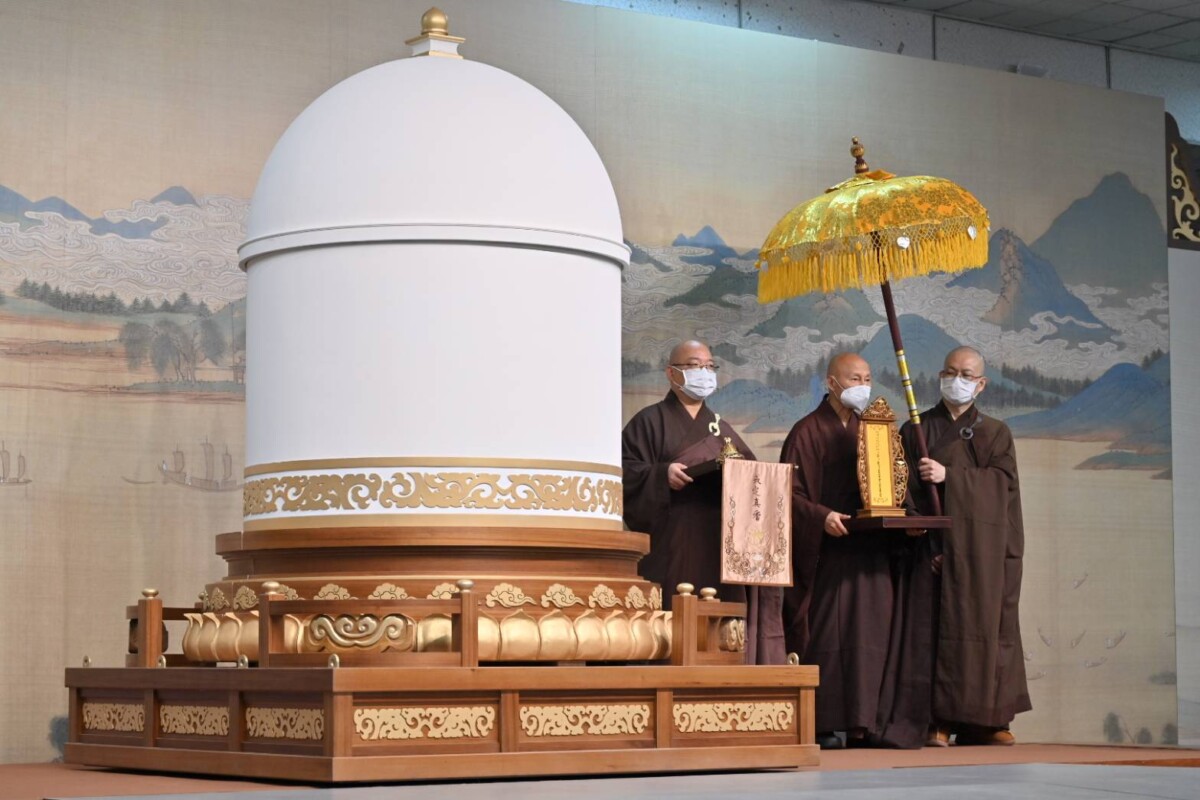 星雲大師 身後採「坐缸」圓寂 賴清德陳菊明前往弔唁