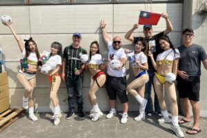 2023WBC世界棒球經典賽　「榮耀女孩」場邊熱舞應援吸睛