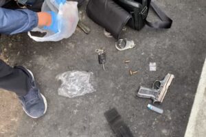 前科累累通緝犯跑路8年栽在鳳山警起出槍毒