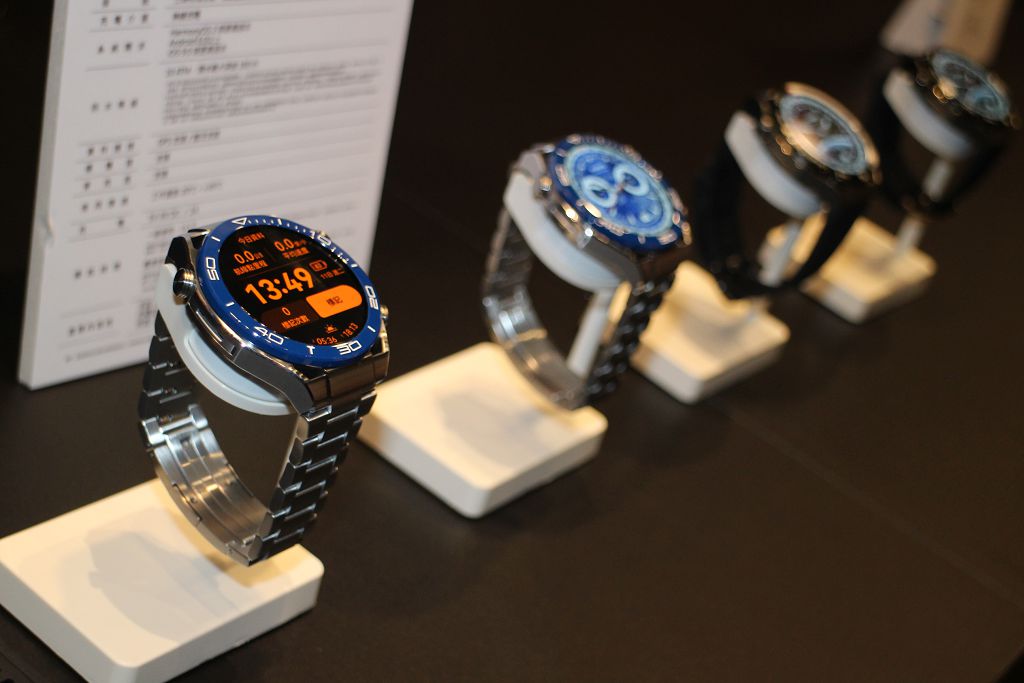 HUAWEI 春季新品大賞發表多款穿戴裝置　旗艦款 WATCH Ultimate、耳機手錶二合一 WATCH Buds與百變換殼 WATCH GT Cyber