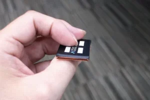 化被動為主動的突破性晶片散熱技術　COMPUTEX BC Award 金獎為什麼頒給 Frore Systems 的「AirJet Mini」？