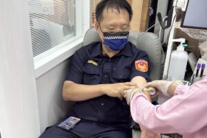 警察節 里港警發揮愛心挽袖捐熱血