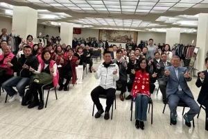 龔偉綸大力捐款標下蔣萬安球衣 幫助失親兒福利基金會