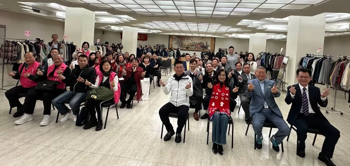 龔偉綸大力捐款標下蔣萬安球衣 幫助失親兒福利基金會