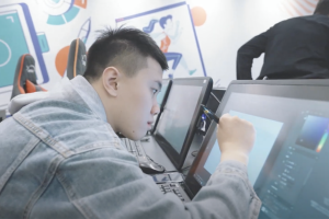 赫綵設計學院引領創意教育風潮 打造產業首創Wacom Cintiq 22吋專業繪圖教室