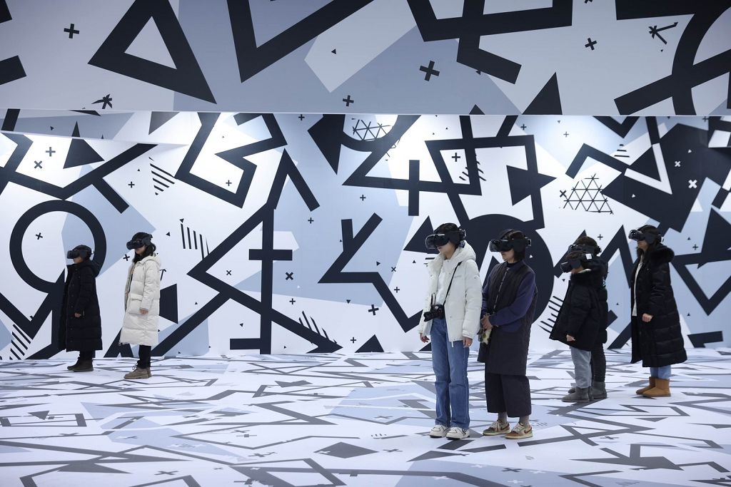 HTC 再度攜手 VR/AR 內容品牌 Excurio　《胡夫地平線－金字塔沉浸式探索體驗展》北京開展