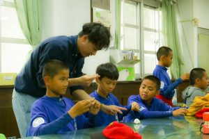 義診牙醫黃宇艇走進谷關　偕中國醫口衛隊宣導衛教